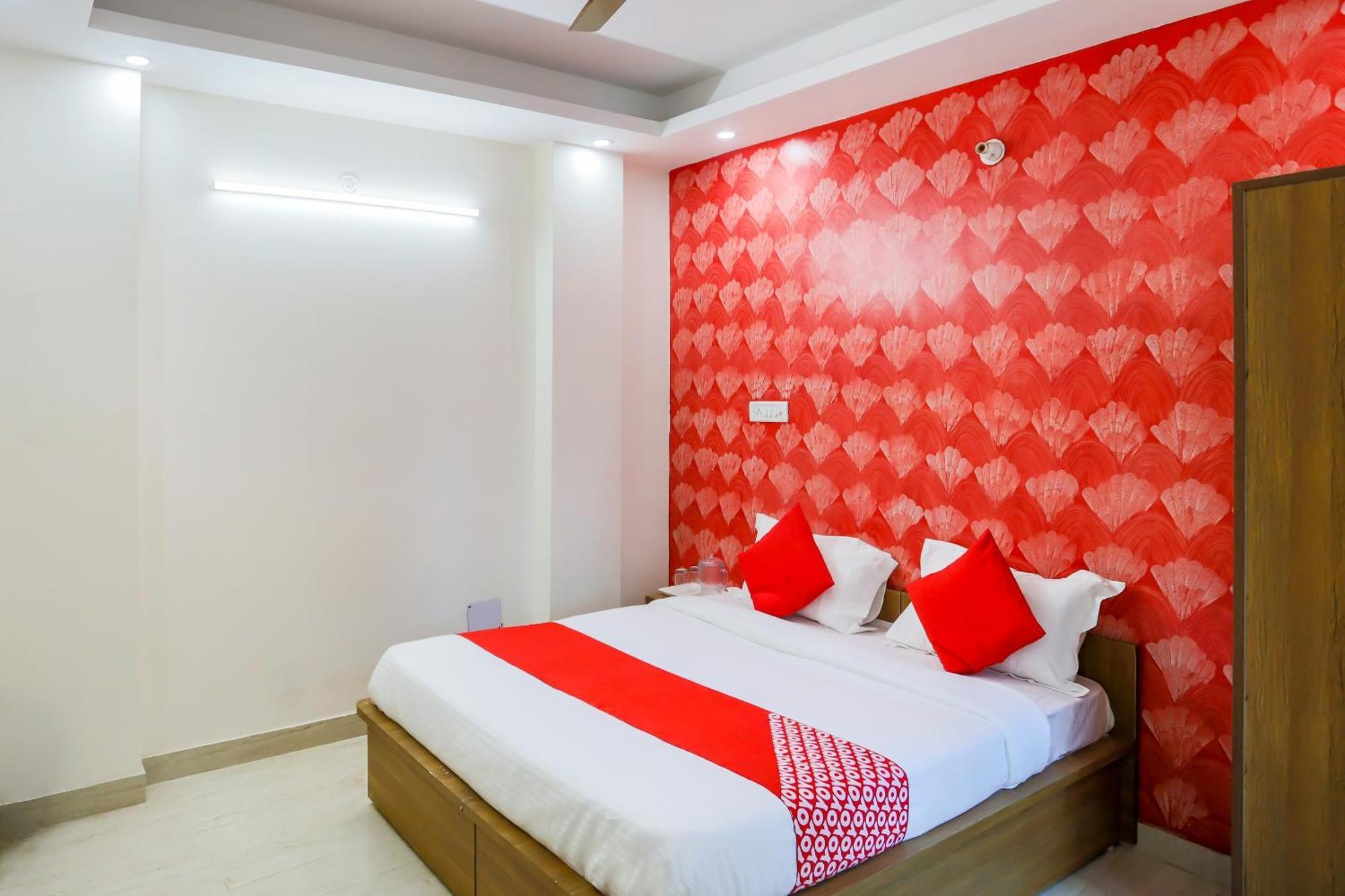 OYO 67096 Hotel ICON New Delhi Buitenkant foto