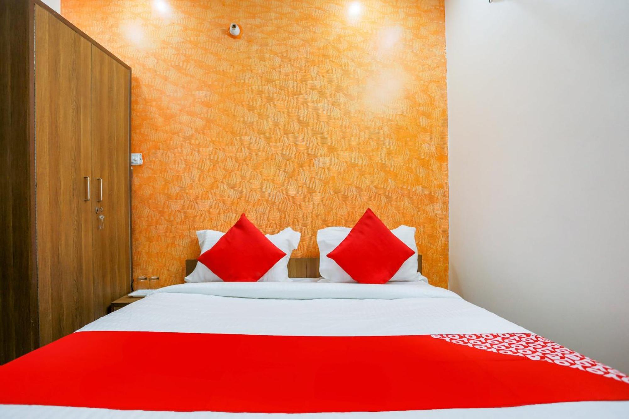OYO 67096 Hotel ICON New Delhi Buitenkant foto